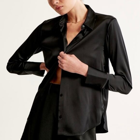 Abercrombie & Fitch Tops - Abercrombie & Fitch Silky Minimalist Quiet Luxury Collar Buttondown Top Black M